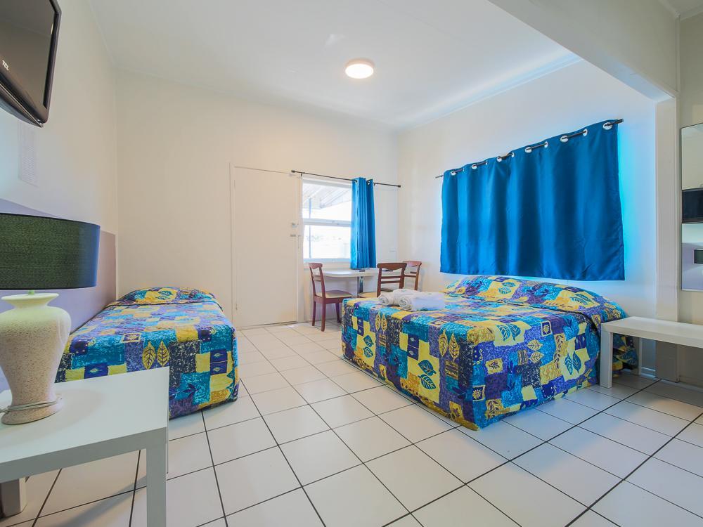 Marlin Motel Biggera Waters Ngoại thất bức ảnh