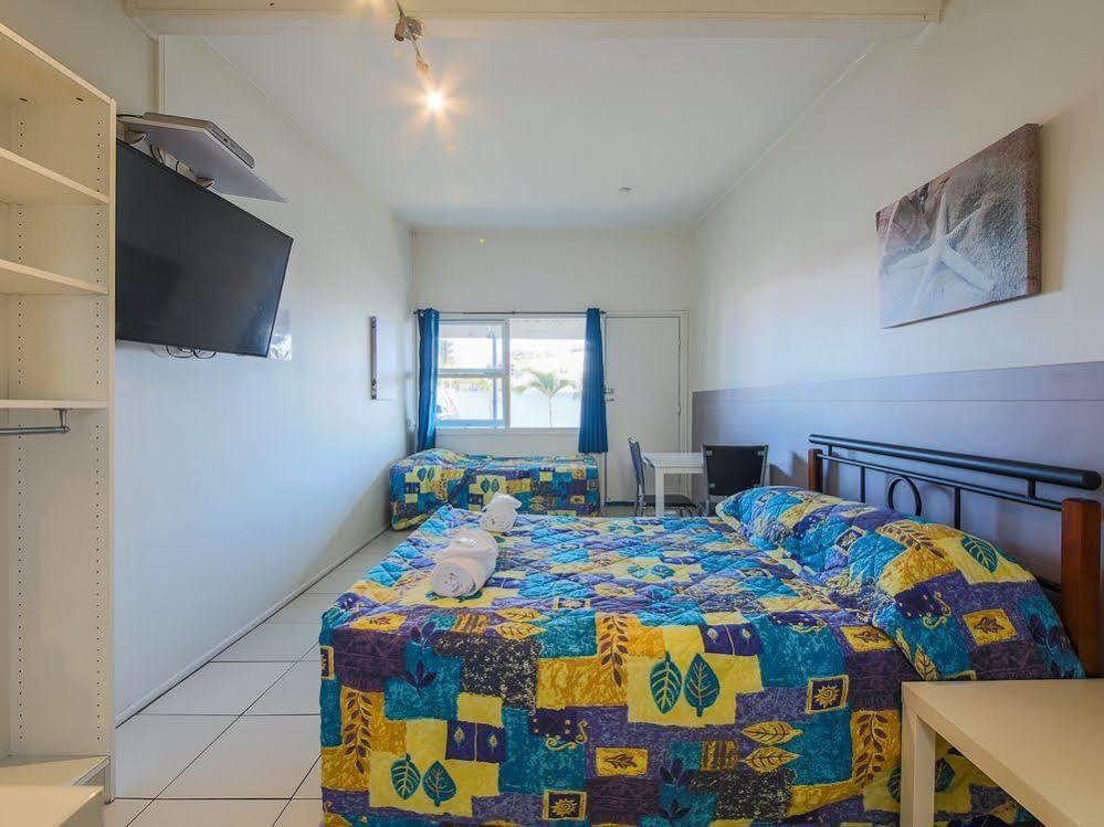 Marlin Motel Biggera Waters Ngoại thất bức ảnh
